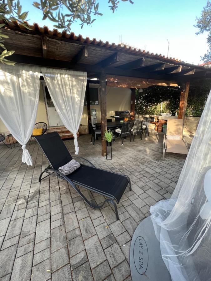 Mia Mobile Home With Jacuzzi Zdrelac Bagian luar foto