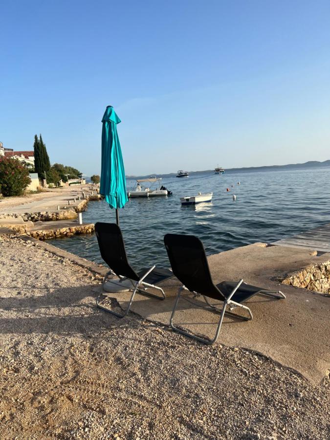 Mia Mobile Home With Jacuzzi Zdrelac Bagian luar foto